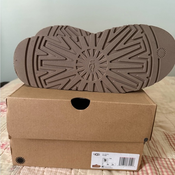 UGG Brown Slip-On Shoes - Picture 2 of 3